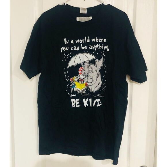 In A World Where You Can Be Anything Be Kind Men's‎ Cotton T-Shirt Black Large - Picture 1 of 5